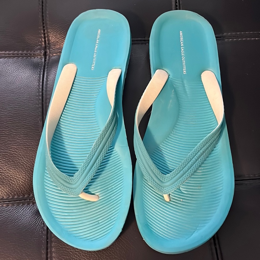 American Eagle Outfitters Flip-Flops Men’s Size Large (11-12)